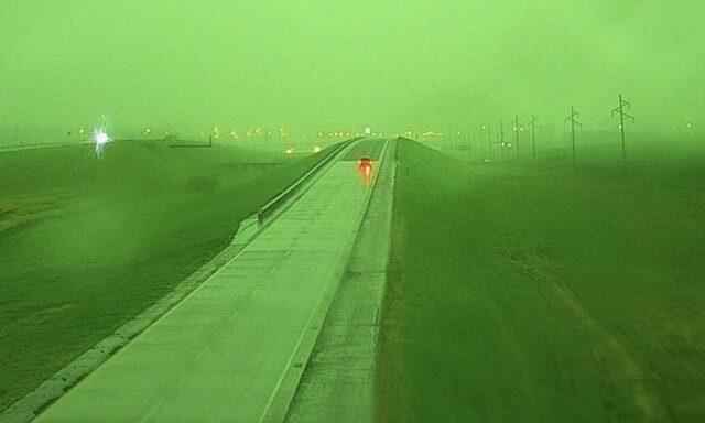 Local residents were stunned The sky has turned green in