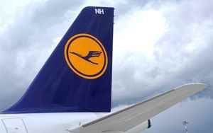 Lufthansa Q2 operating profit thanks to Cargo division