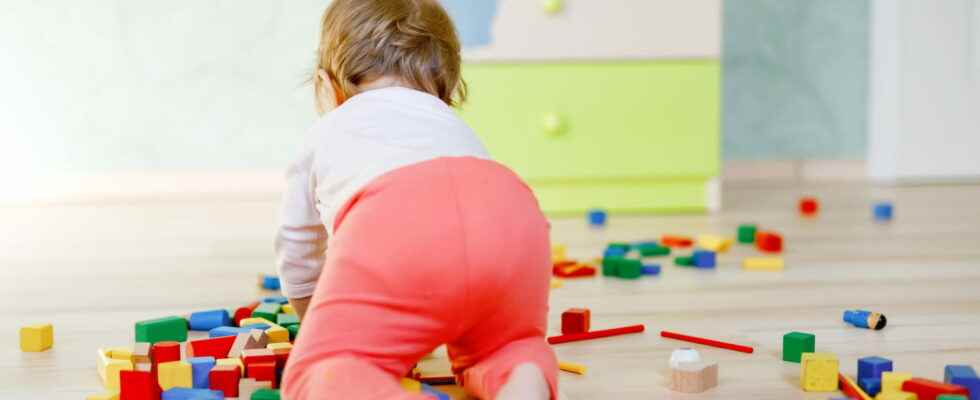 People Baby nurseries nearly 5000 euros to collect their