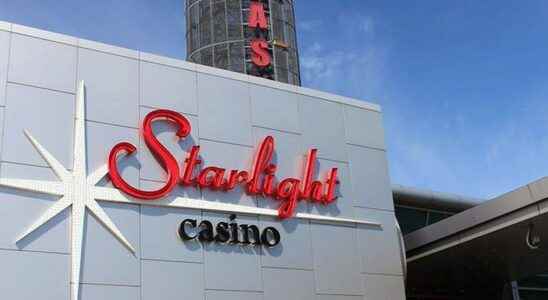 Quarterly gambling cash flows to Point Edward and Sarnia