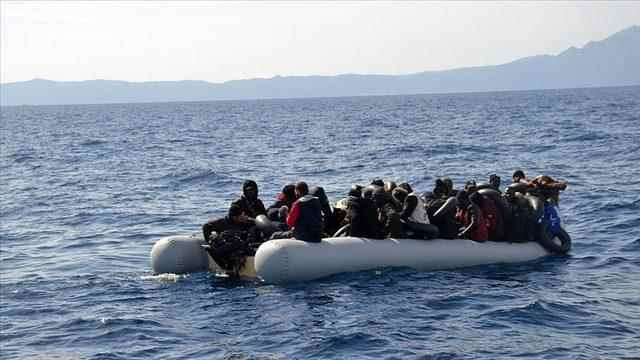 The claim that Frontex is collaborating with Greece to push