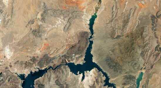 The largest water reservoir in the United States is at