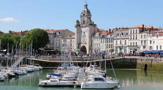 The rising waters are inexorable in La Rochelle stay the