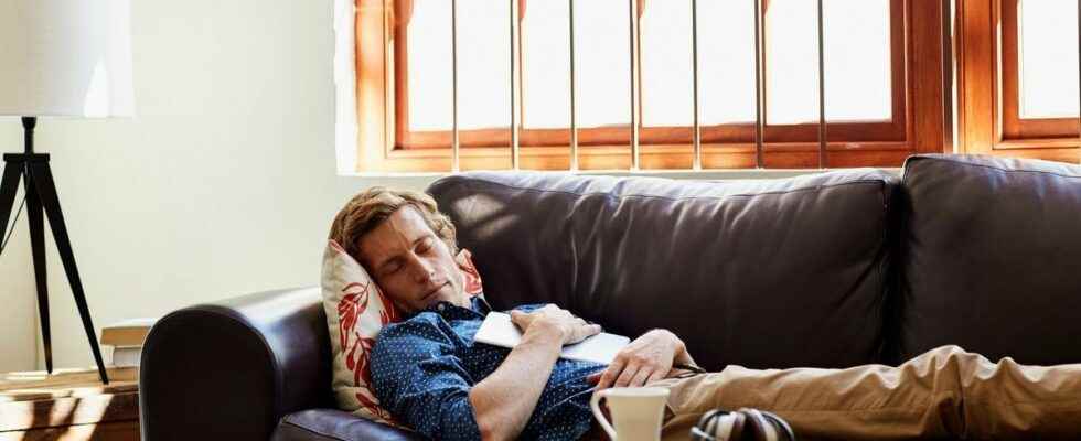Too frequent naps would be associated with a significant risk