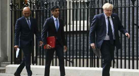 Two ministers from Boris Johnsons government resign tired of scandals