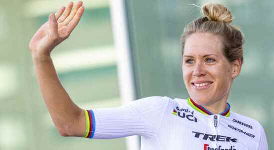 Van Dijk wins Ladies Tour despite Wiebes fourth stage victory