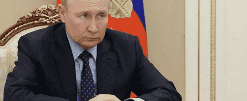 Vladimir Putin admits that the Russian economy is affected by