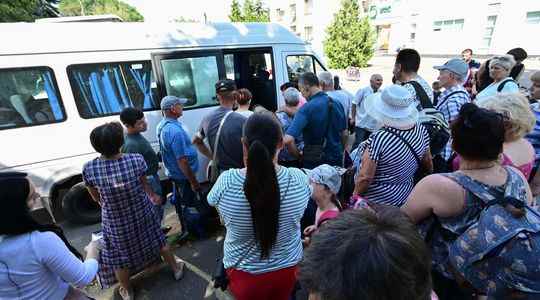 War in Ukraine Evacuation of Sloviansk continues in the face