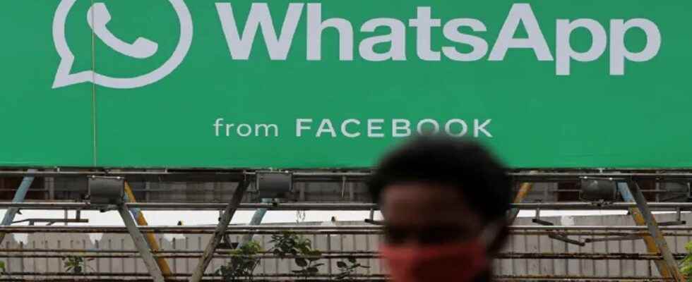 WhatsApp Brings Hide Online Status Feature