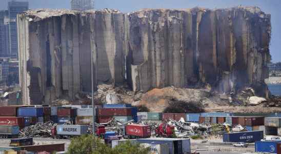 two years after the explosion the silos of the port