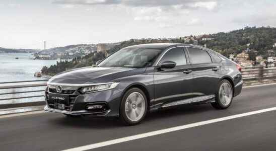 2022 Honda Accord prices and current version options