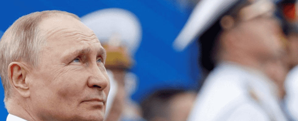 According to British intelligence Vladimir Putin is losing the information