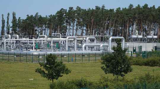 Gas pipeline between Spain and Germany 4 questions about the