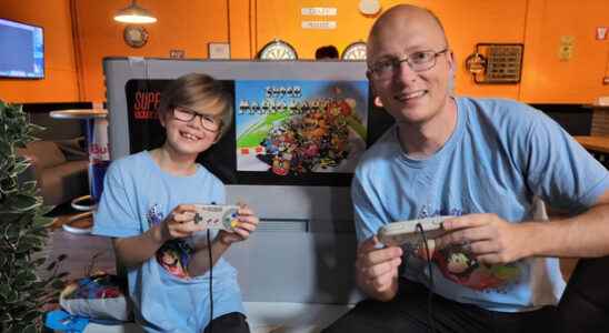 Gerard and son Rune participate in the Super Mario Kart
