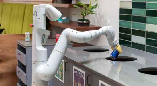 Google develops important technologies in robotics Video