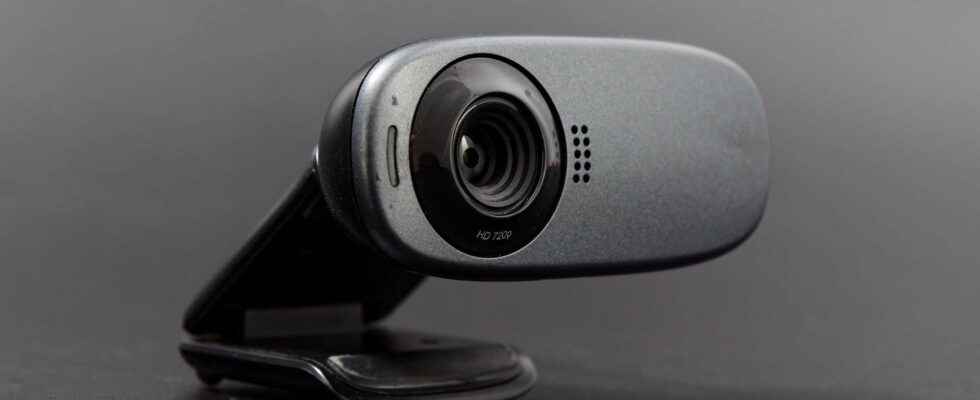 How to hack a webcam remotely
