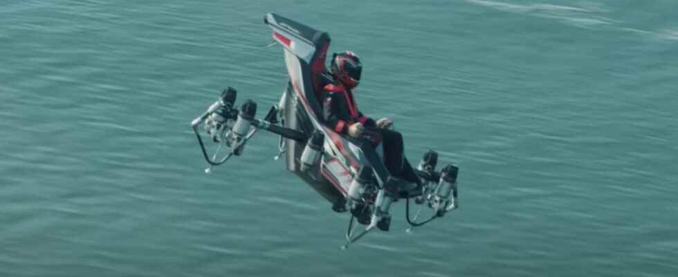 JetRacer Franky Zapatas incredible flying car that flies at 250