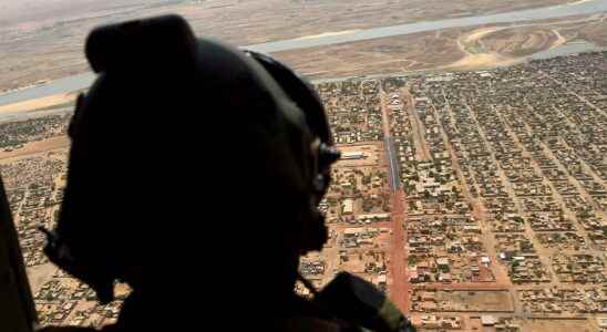 Mali France cooperates with IS