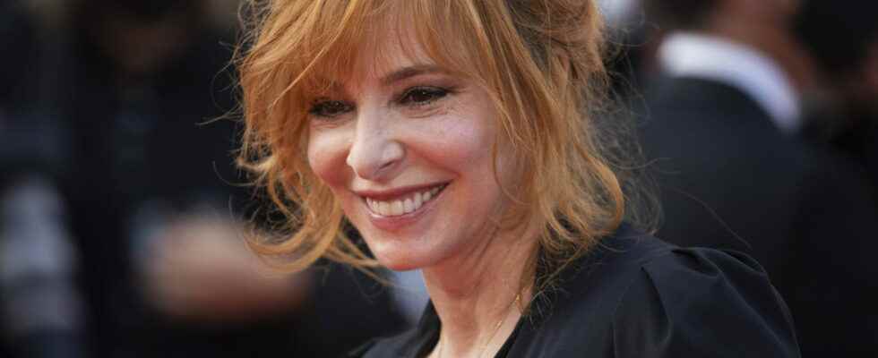 Mylene Farmer Forever a new song with Woodkid