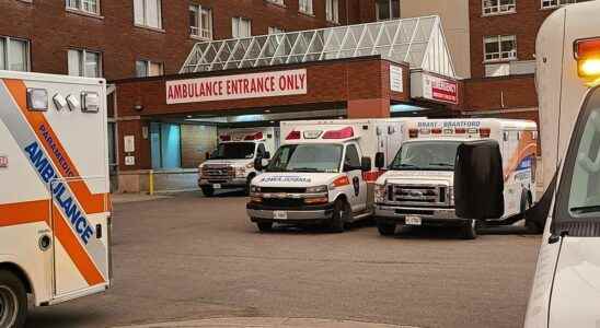 Off load delays put community at risk Paramedics