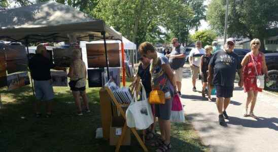 Solid turnout for Erieaus Art on the Boulevard