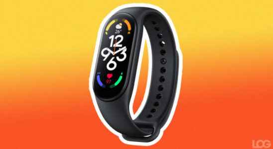 Xiaomi Smart Band 7 smart bracelet is on sale in