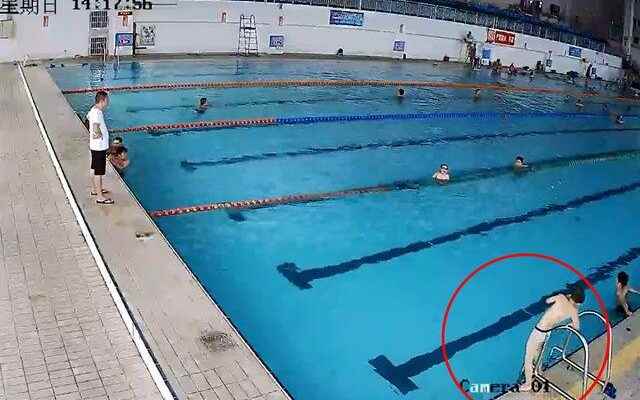 jaw dropping images The little boy drowned in the pool in