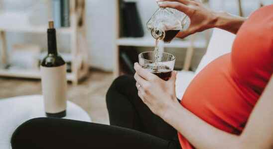 Alcohol and pregnancy world risk alert day