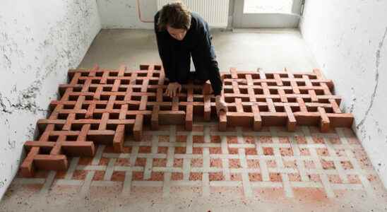 Artist Bart Lunenburg pays tribute to the brick