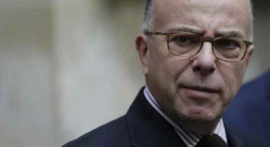 Bernard Cazeneuve launches a manifesto for another left