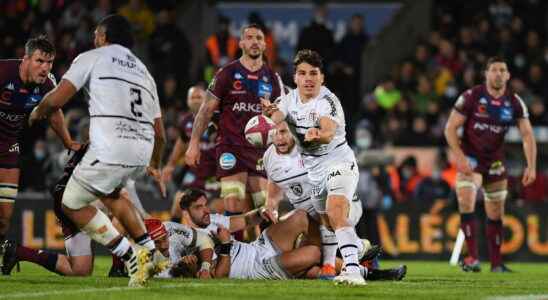 Bordeaux Begles Toulouse line ups predictions time Match info