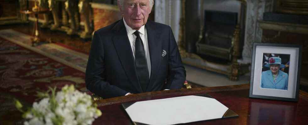Charles III promises to serve the British all his life