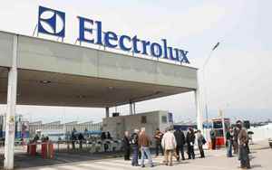 Electrolux launches profit warning stock swerves then recovers at closing