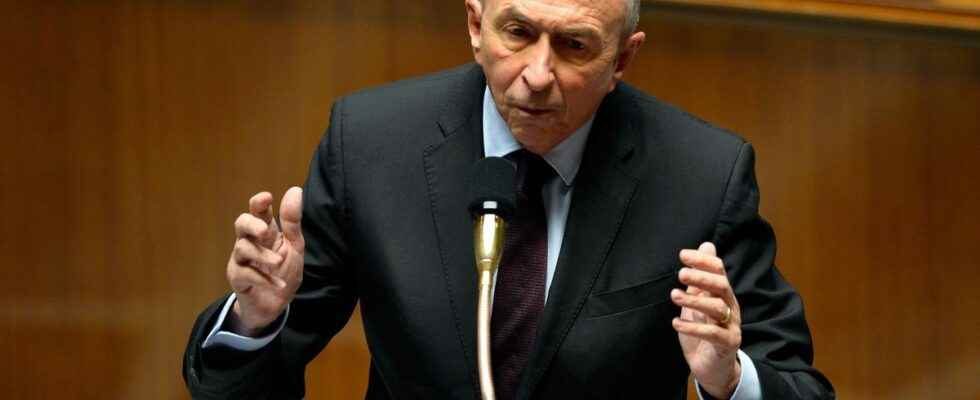 Former minister Gerard Collomb announces that he suffers from stomach