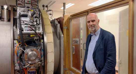 Jan Lagendijk developed an MRI that combines scanning with radiation