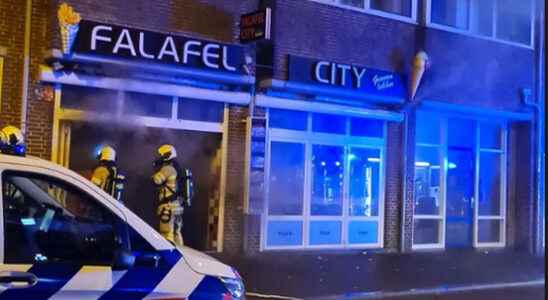 Large fire in Utrecht restaurant extinguished fifteen people evacuated