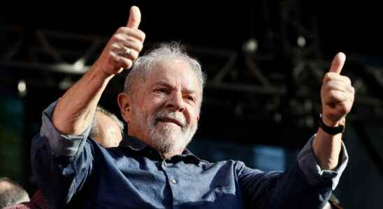 Lula leads the polls and Bolsonaro in ambush