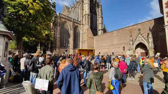 Protest in Utrecht and Amersfoort for humane asylum In addition