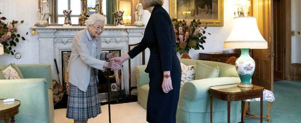 Queen Elizabeth IIs doctors say they are concerned about her