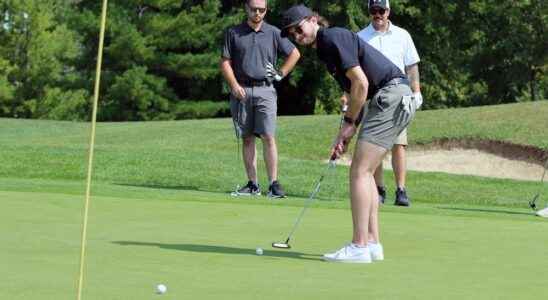 Sarnia Sting hits the links for charity