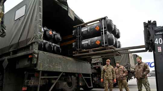 War in Ukraine why arms deliveries come in dribs and