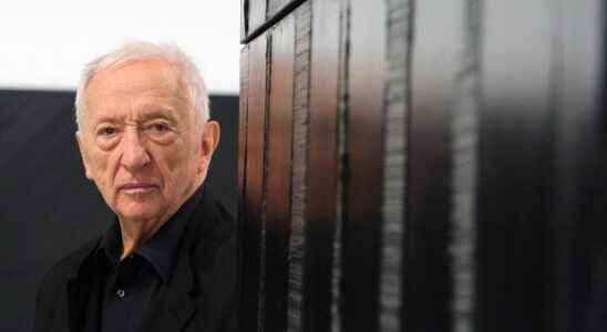 In the spotlight the illuminating black of Soulages