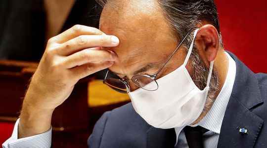 Management of the Covid 19 epidemic Edouard Philippe assisted witness where