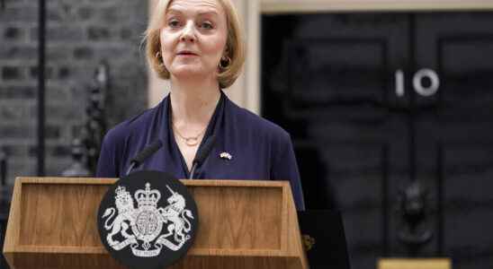 Prime Minister Liz Truss resigns