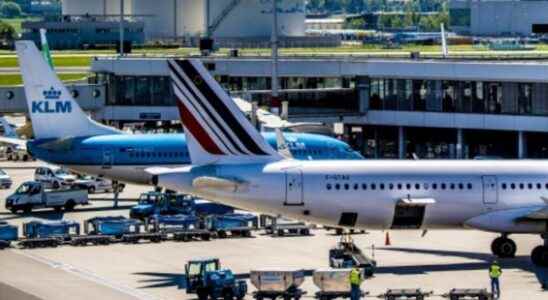 the Air France KLM group returns to profit