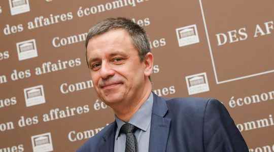 At EDF Luc Remont takes office in the midst of