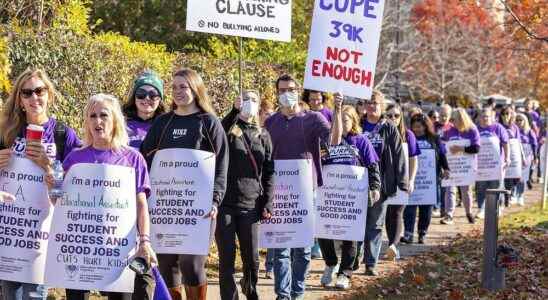 CUPE members hit picket lines