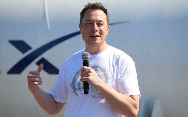 Elon Musk challenged iPhone and others by saying I will