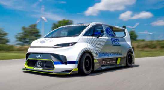 Ford Pro Electric SuperVan by Levent Tuna hit the track