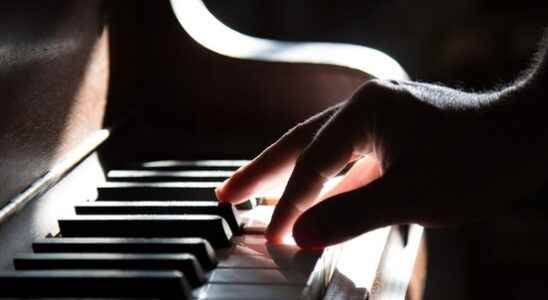 Piano tuners bellow Purely due to climate change